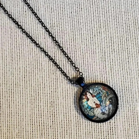Art Nouveau Alfonse Mucho Woman Painting Necklace - Picture 1 of 3